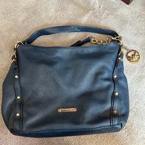Michael Kors purse. Leigh style. Navy